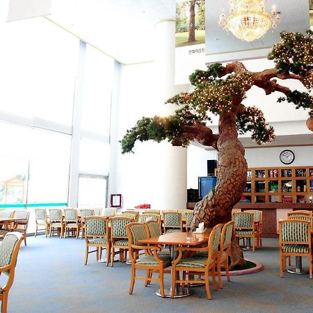 Hanwha Resort Baekam Hot Springs Улджин Екстериор снимка